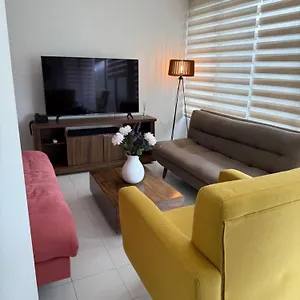Cerca Al Mar En Bellohorizonte/ Sta Marta Apartamento